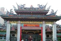 台北で最古の寺廟の龍山寺